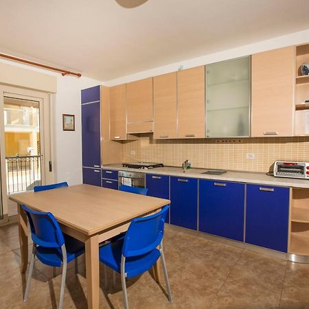 Appartement La Finestra Blu à Marina di Ginosa Extérieur photo