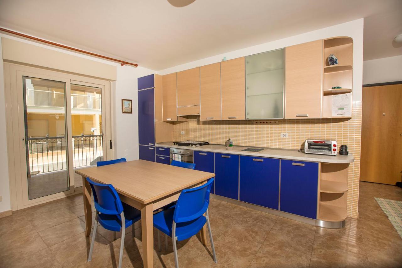Appartement La Finestra Blu à Marina di Ginosa Extérieur photo