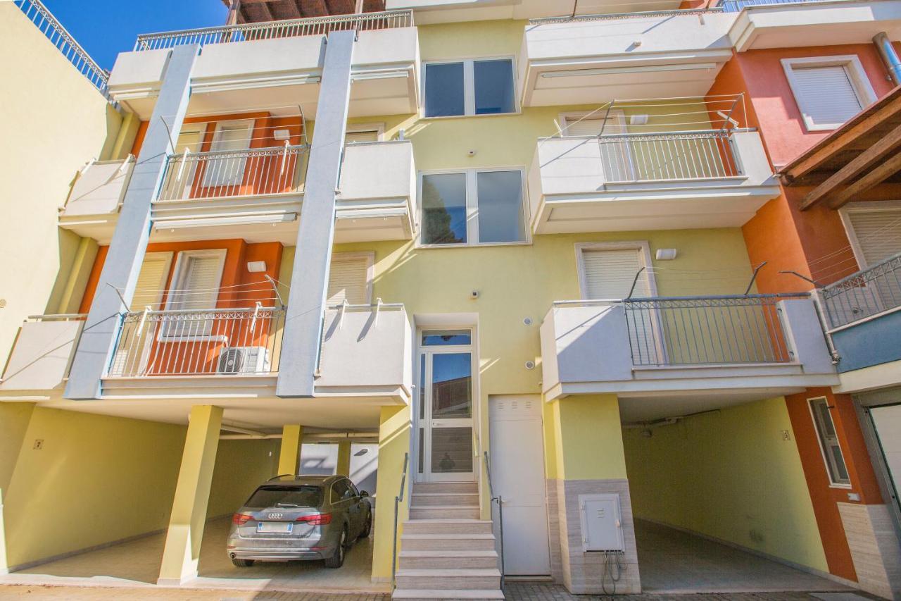 Appartement La Finestra Blu à Marina di Ginosa Extérieur photo